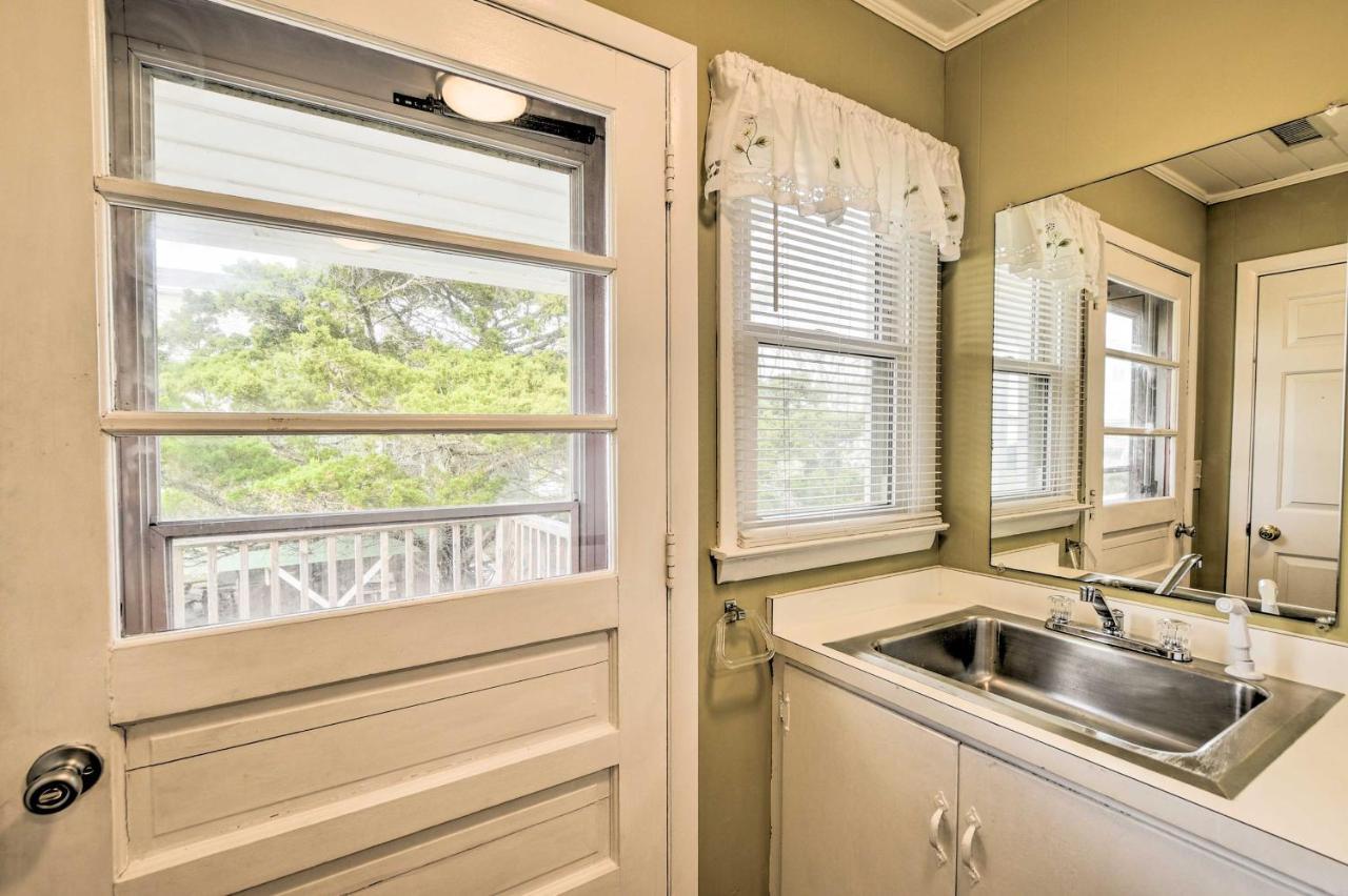 Holden Beach Family Abode - Steps To Ocean! Extérieur photo