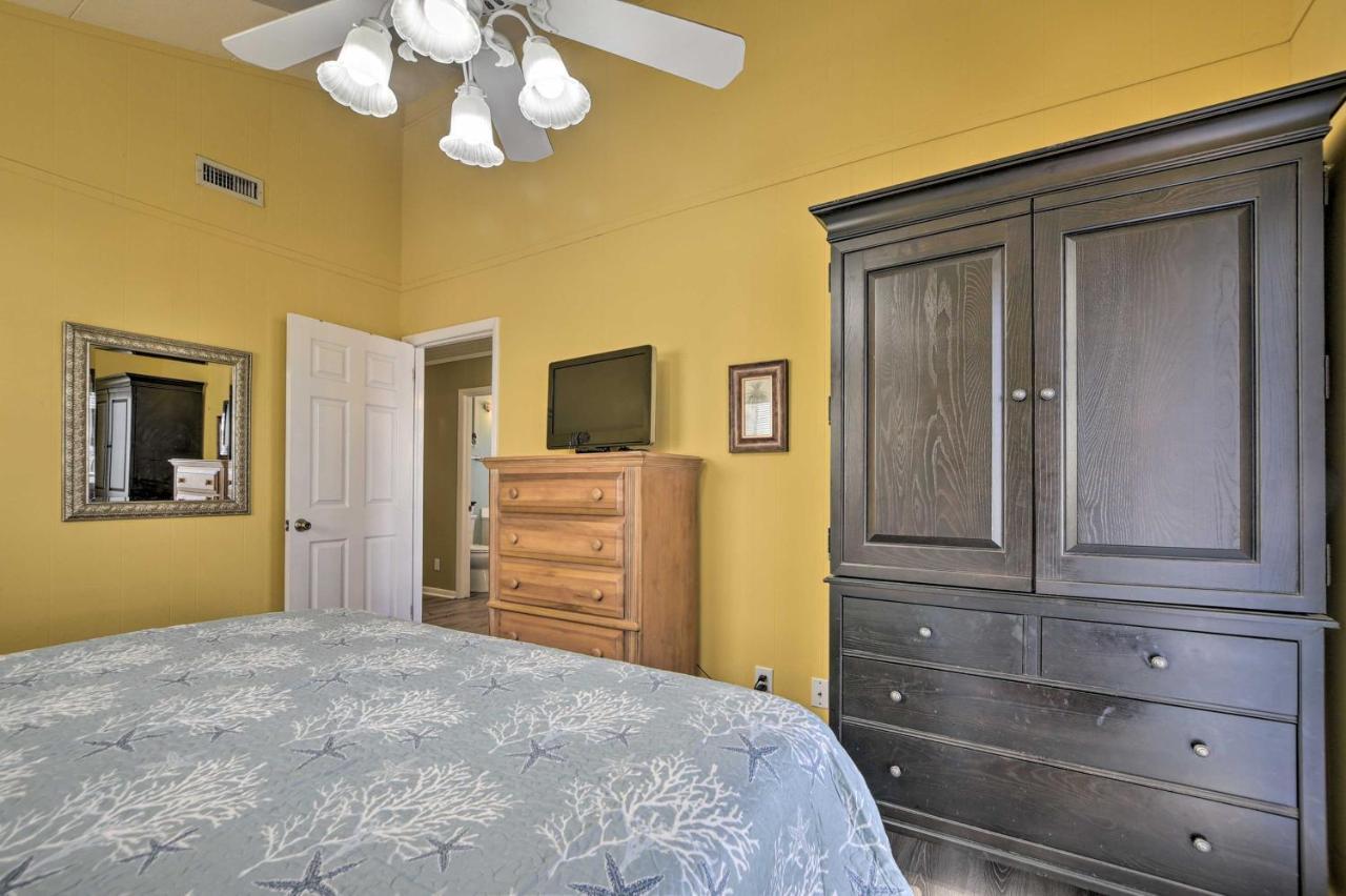 Holden Beach Family Abode - Steps To Ocean! Extérieur photo